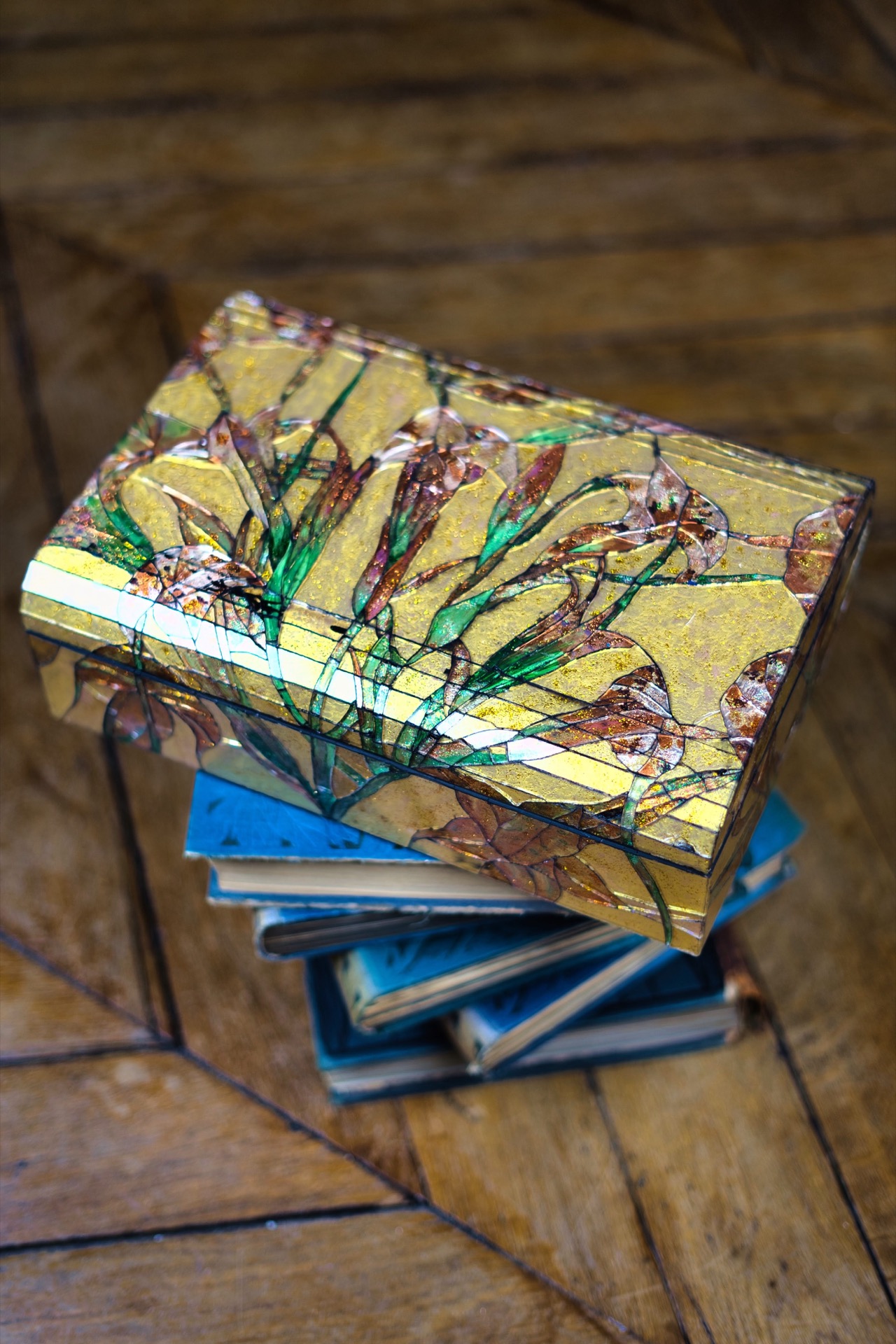 Fleurs Dorées — Marqueterie de verre Norbert Alali Artiste